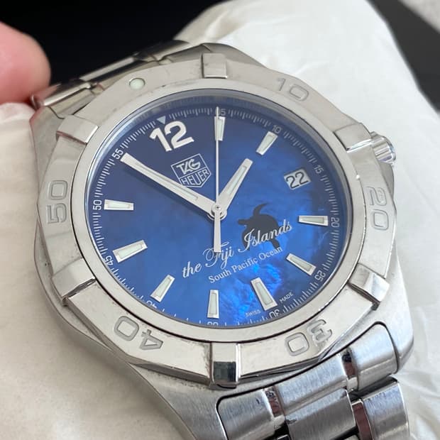 태그호이어 아쿠아레이서 피지 한정판 38mm 오토메틱 선레이블루