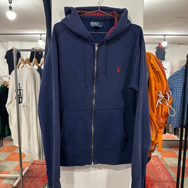 폴로 후드집업