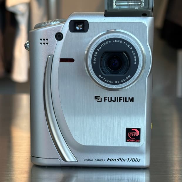 스미카케이블/스미카64mb)후지필름 파인픽스 4700z 실버 빈티지디카