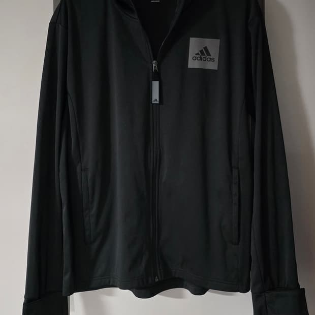 아디다스 컴뱃스포츠 트랙수트 져지 후드집업재킷.  싸이즈 105  남자

