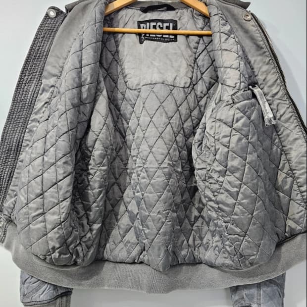 디젤 후드 퀼팅 점퍼 105