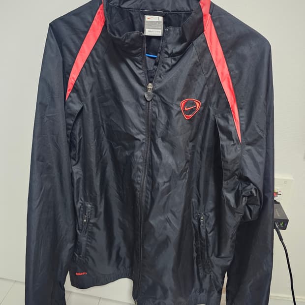 나이키 올드스쿨 스톰핏 져지 바람막이