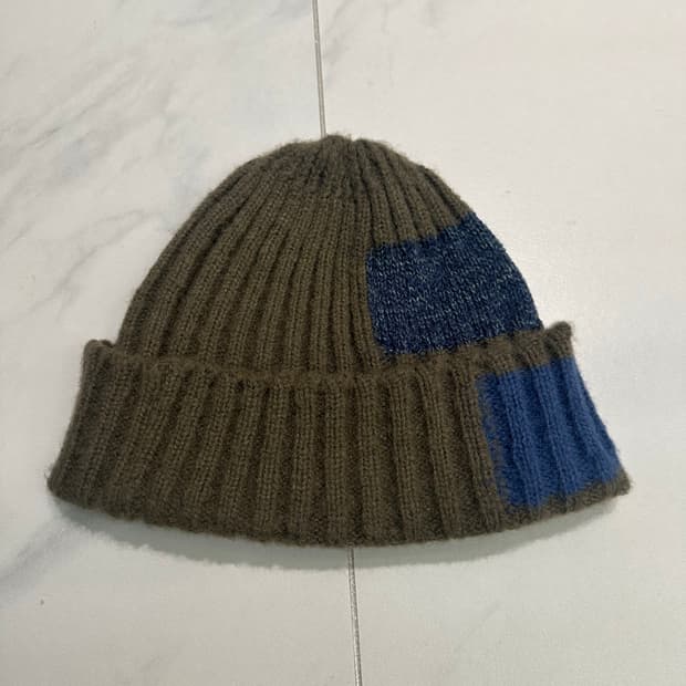캐피탈 츠기하기 비니 그레이