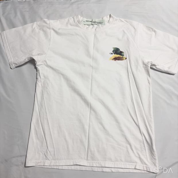 오프화이트 화이트 프린팅 반팔티 L