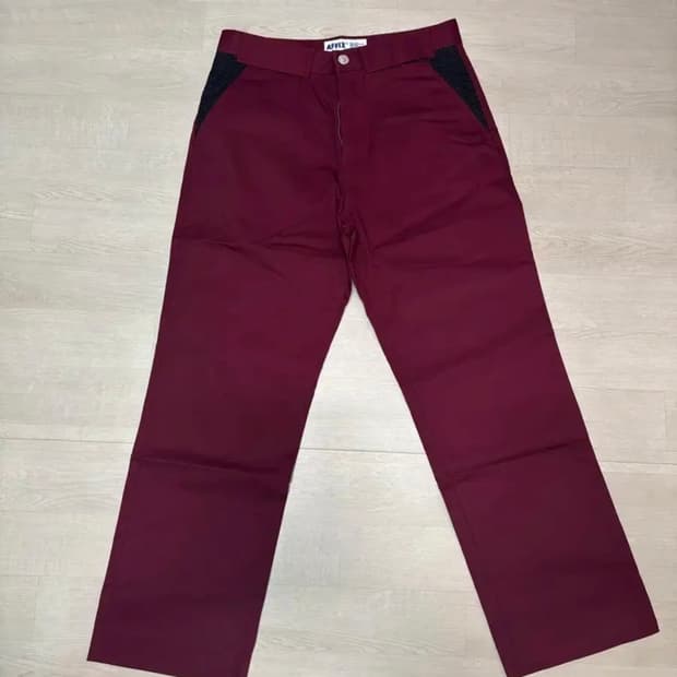아픽스 팬츠 버건디 컬러