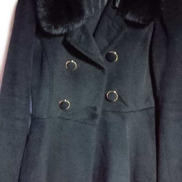 세실맥비 블랙 퍼카라코트 a라인 오네갸루 쿠로갸루 m사이즈