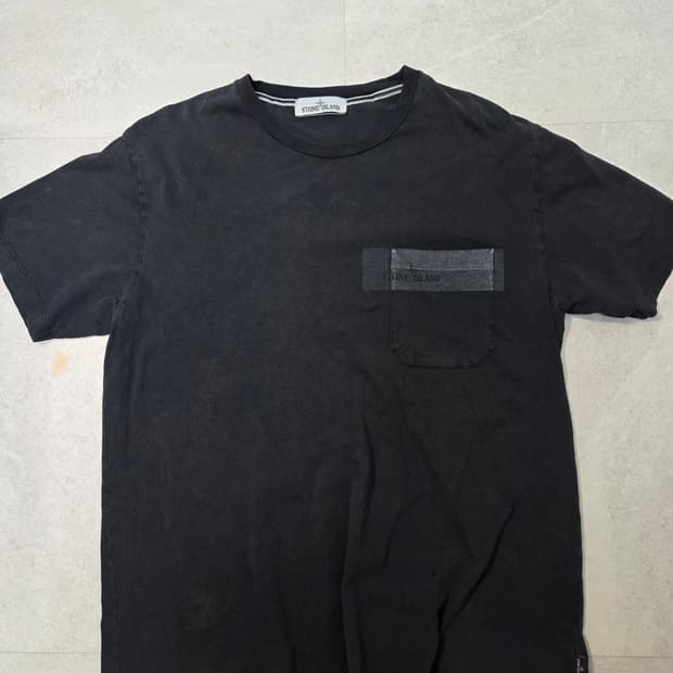 스톤아일랜드 블랙 포켓 반팔 티셔츠