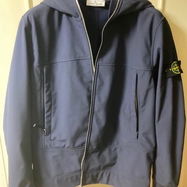 스톤아일랜드 소프트쉘 네이비