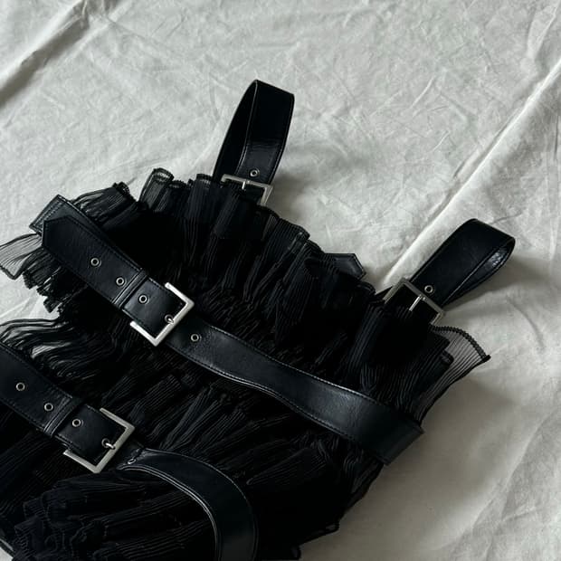 Noir Kei Ninomiya 블랙 튤 탑