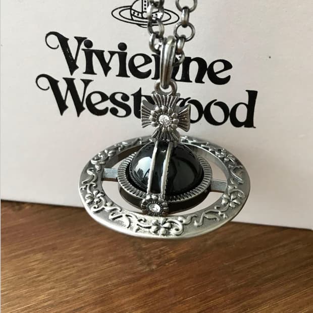 비비안웨스트우드 아카이브 엔틱 황동 블랙 원석 빅orb 팬던트 목걸이