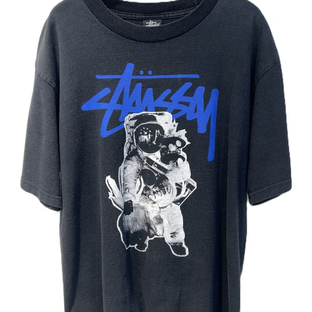 스투시 블루 로고 우주 비행사 반팔 티셔츠