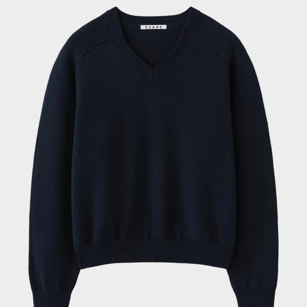 수아레X데일리룸] 데일리 코튼 새들 크롭 니트 black