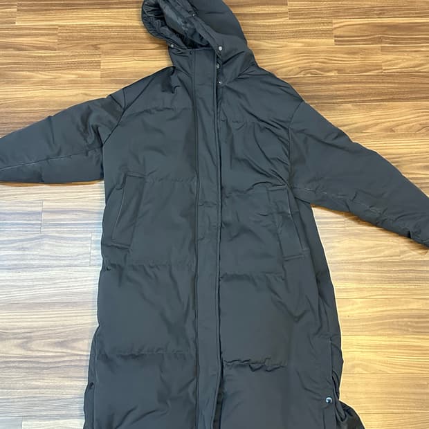 아디다스 롱패딩 M 사이즈