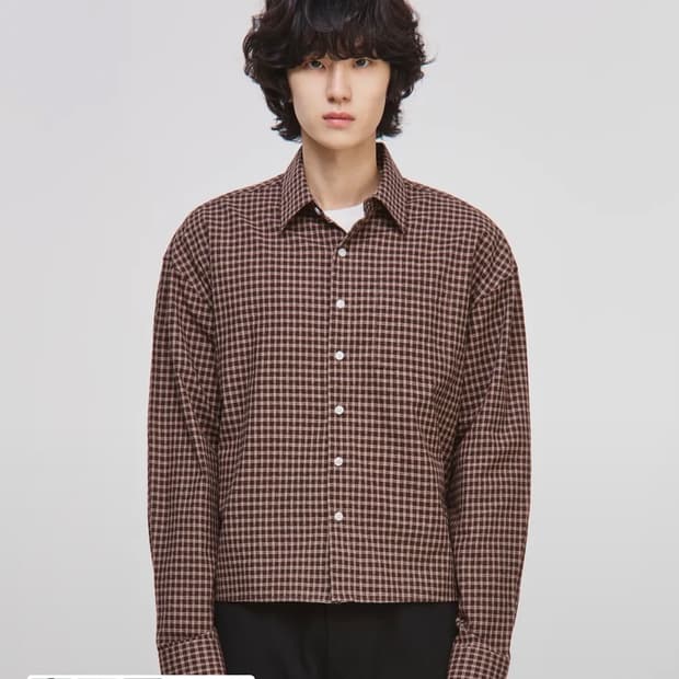 시그니처 크롭셔츠 