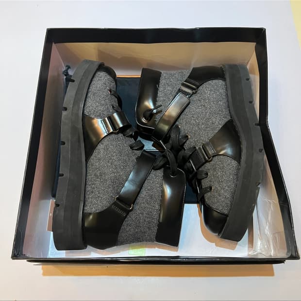 알렉산더왕 하이탑 워커 270