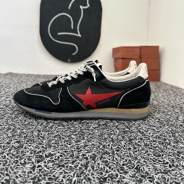 골든구스 러닝화 블랙 42 