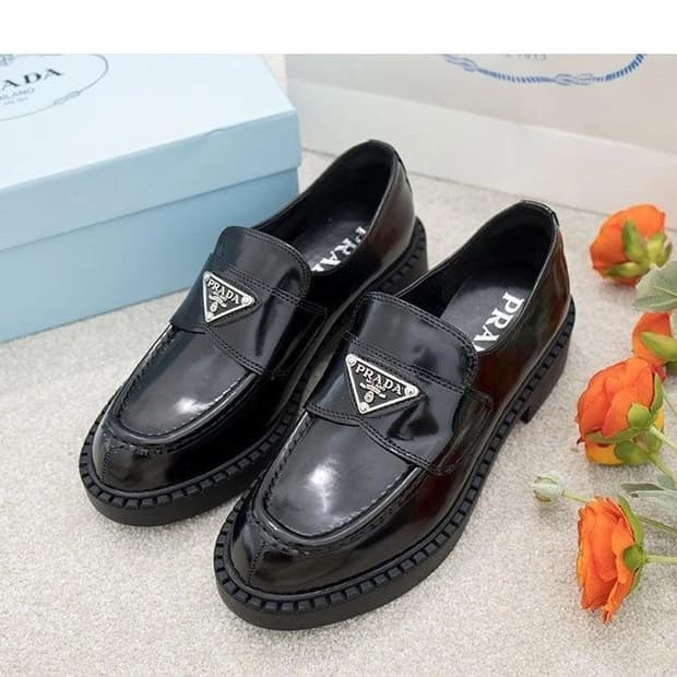 프라디 로퍼