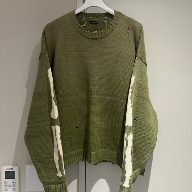 캐피탈 본 니트 맨투맨 / 3