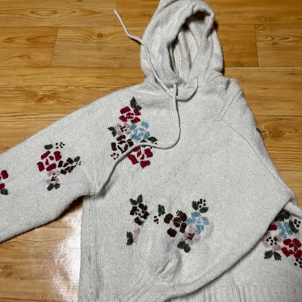 자수 후드 니트