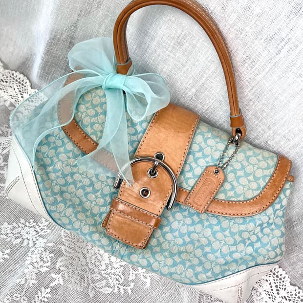 90s coach 민트 시그니처 자카드 캔버스 카라멜 레더 턴락 소호백