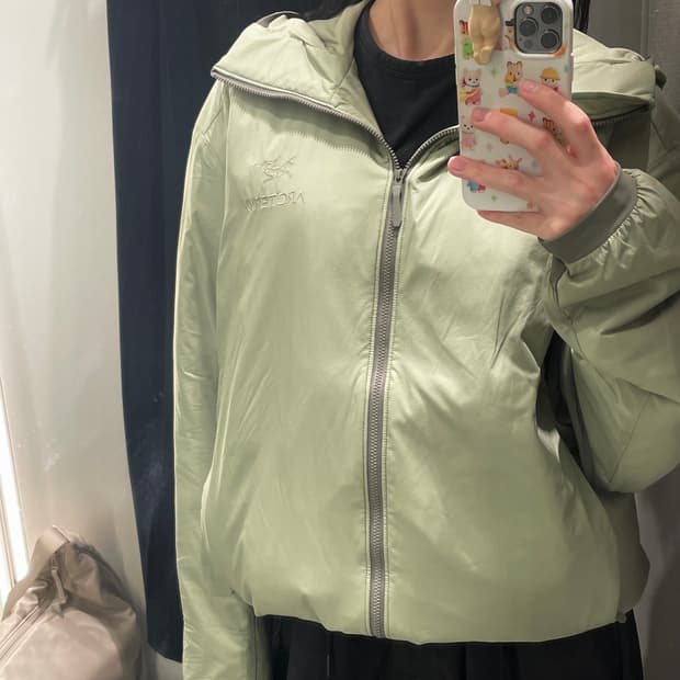 아크테릭스 아톰 후디 클로리스 AJOSMX7487