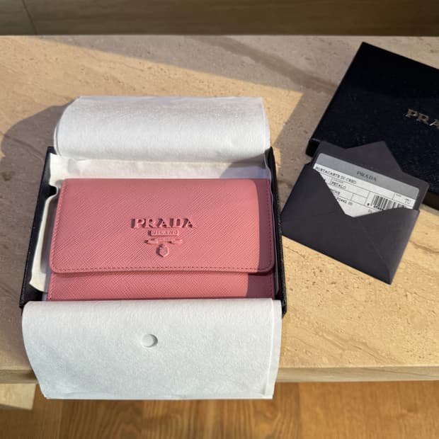 프라다 사피아노 핑크 지갑