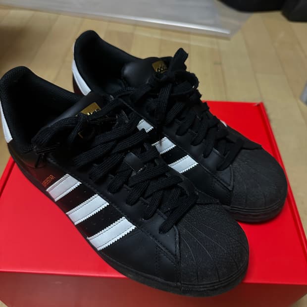 아디다스 슈퍼스타 블랙 270