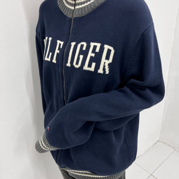 tommy hilfiger logo knit zipup