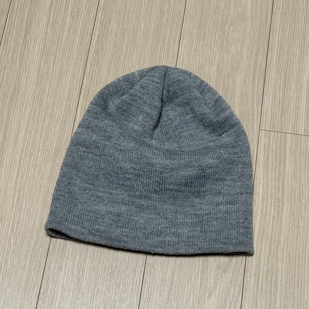 그레이 골지 니트 비니