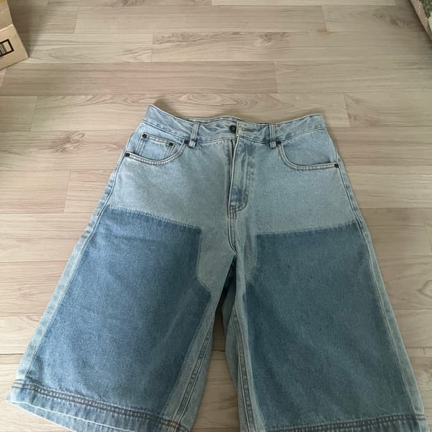 디키즈 더블니 페이딩 버뮤다 데님 팬츠