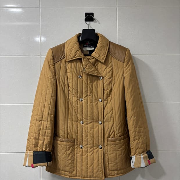 정품)살바토레 페레가모 퀄팅자켓