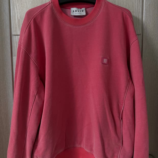 솔리드옴므 가먼트다잉 맨투맨 핑크