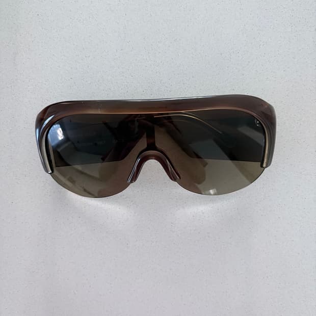 피비 파일로 HALF BOMBE SUNGLASSES