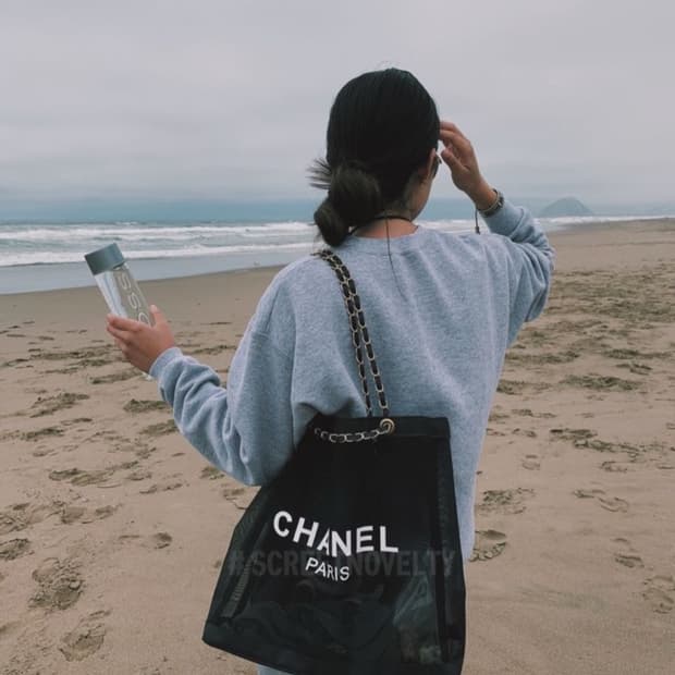 샤넬 뷰티 메쉬 비치백  골드체인 에코백