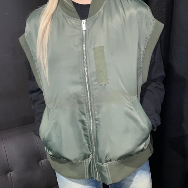 칼라거펠트 항공 점퍼 베스트