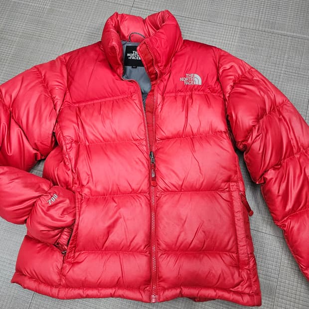 노스페이스 눕시 레드
