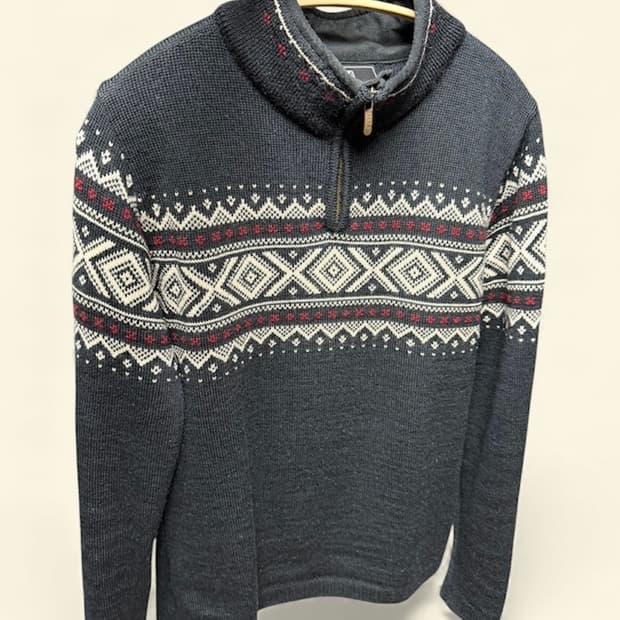 데일 오브 노르웨이 울 100% 페어아일 노르딕 하프집업 니트