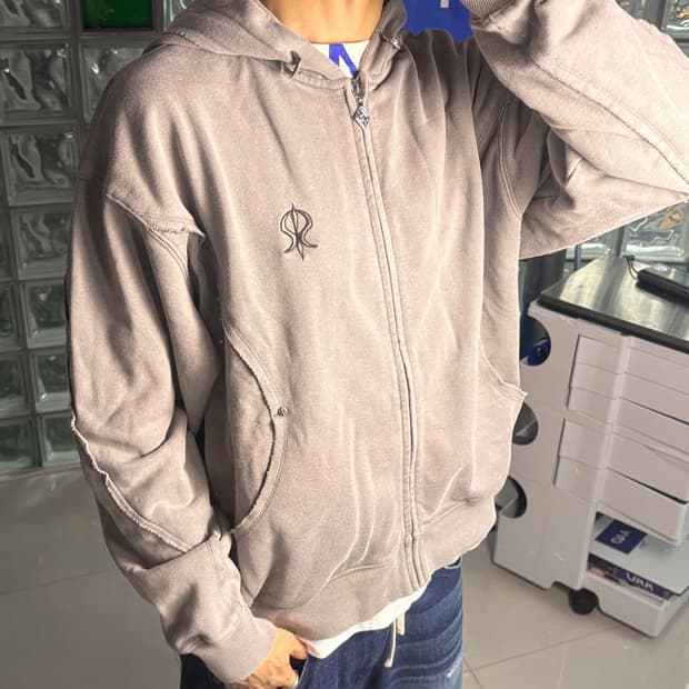 PIERCED ZIP HOODIE 스위칭 피어싱 지퍼 후드 V2