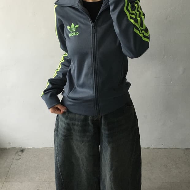 아디다스 유로파 트랙탑져지