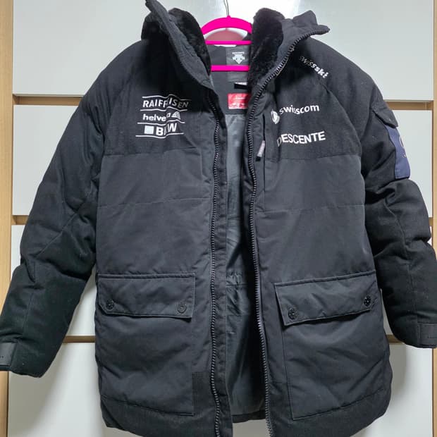 데상트 스위스팀 아우디 겨울패딩 점퍼 95-100