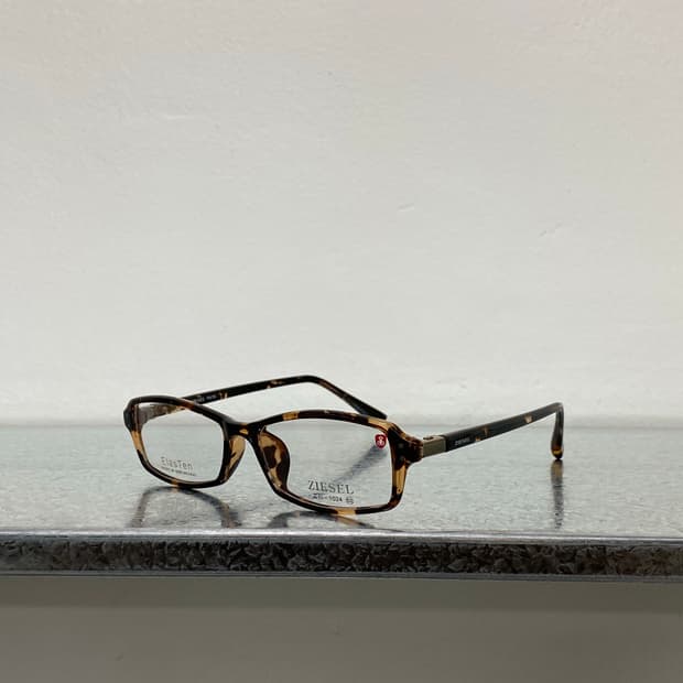 vintage glasses 1018