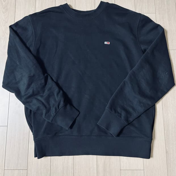 Tommy jeans 블랙 맨투맨