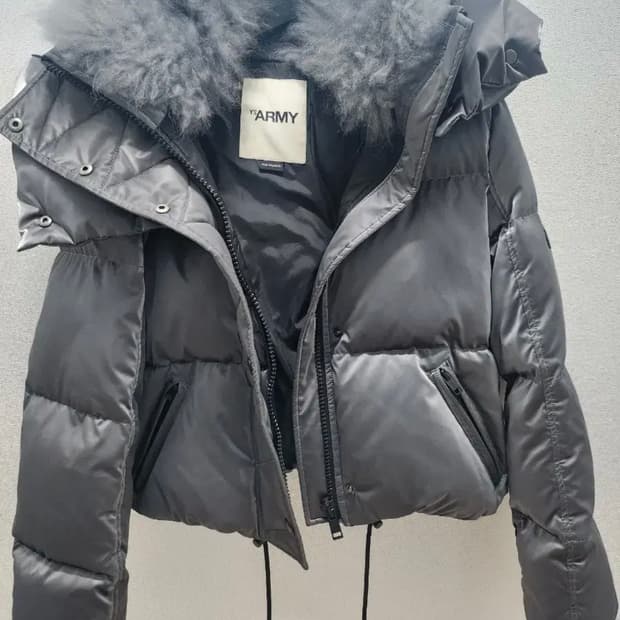 이브살로몬 숏패딩