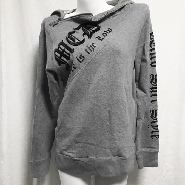 빈티지 펑크 사선 지퍼 레터링 자수 후드 맨투맨