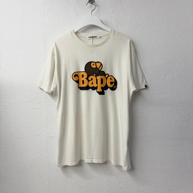 A BATHING APE
