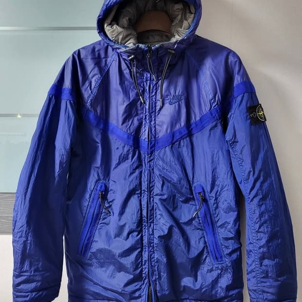 스톤아일랜드+나이키랩  윈드러너 푸어블루