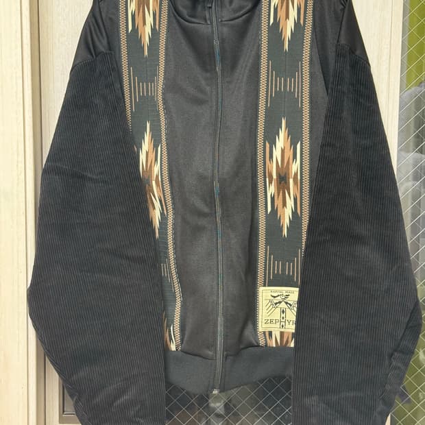 [2] 캐피탈 스무스 저지 제피르 / 카리나 착용