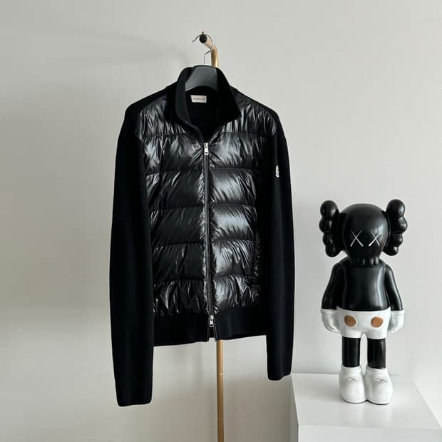 (XL) 몽클레어 유광 니트패딩 신형