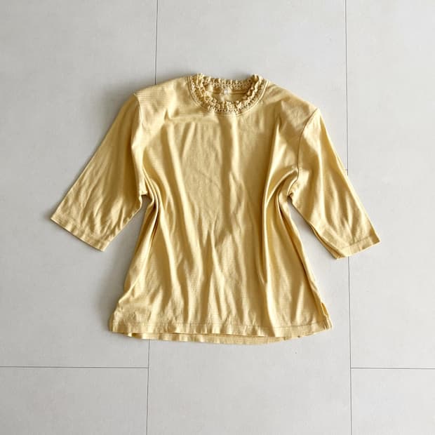 lace neck cotton tee