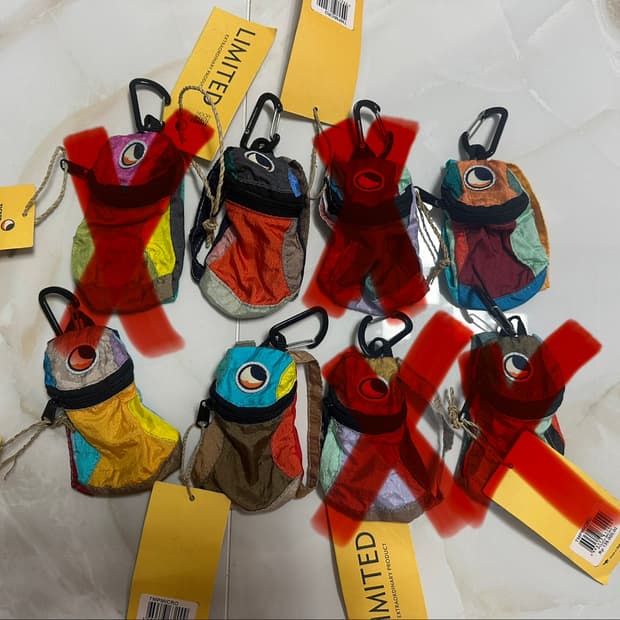 티케투더문 백팩키링 (새제품)